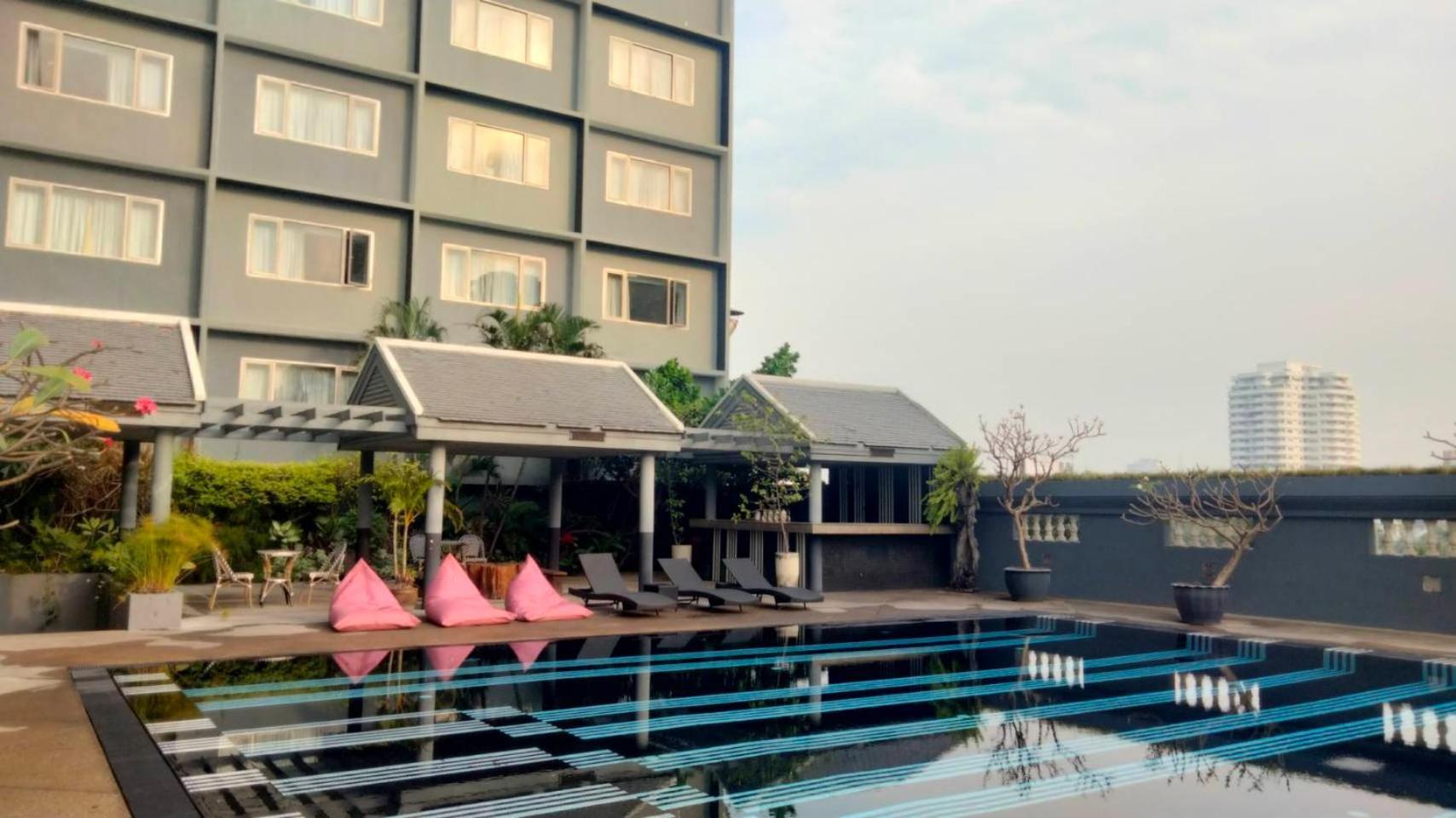 Hotel Witz Bangkok Ramkhamhaeng Exterior foto
